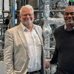 A system's collapse - a new opportunity for Plastoil